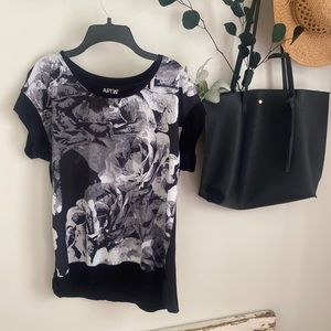 Size xs floral black and grey APT. 9 blouse top